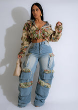 Sunday Affair Floral Jacket & Denim Pant Set