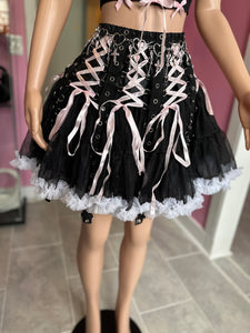 True To You Lace Skirt- Black/Pink